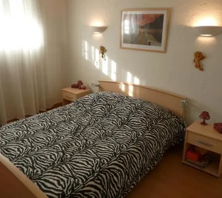 Apartment Sleeps 4 Air Con Wifi *